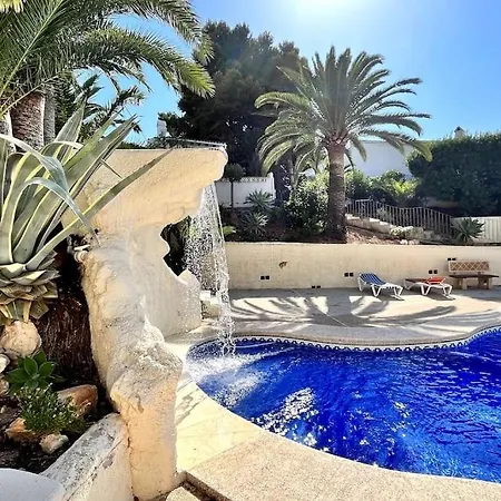 Reihenhaus Mit Garten In Moravit Moraira Daire Teulada